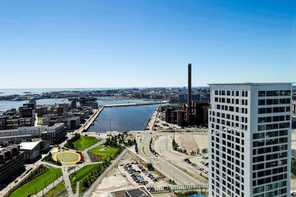 26Th Floor Helsinki High Point 1 Bdr Apartment With City View Exterior photo