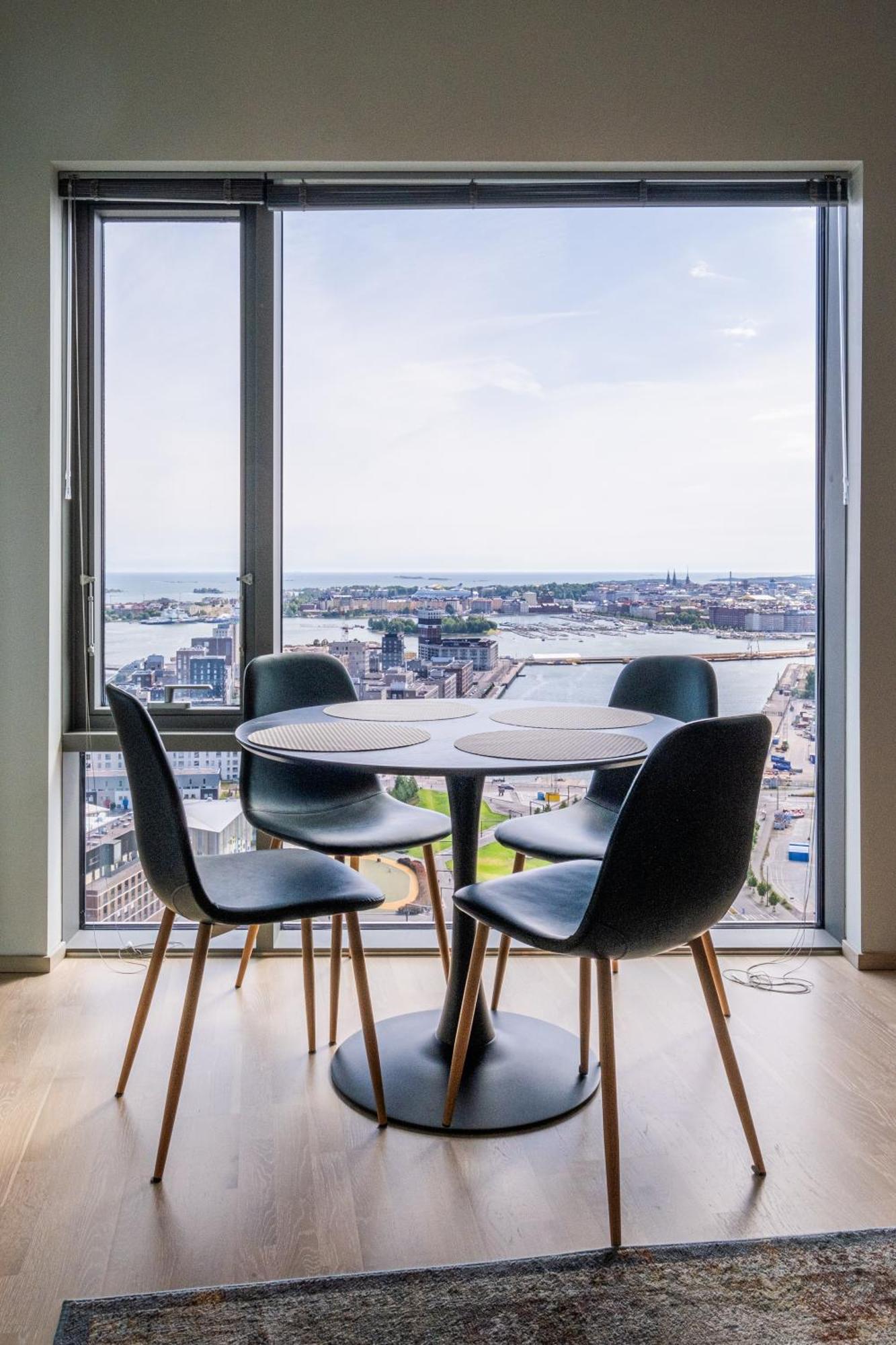 26Th Floor Helsinki High Point 1 Bdr Apartment With City View Exterior photo